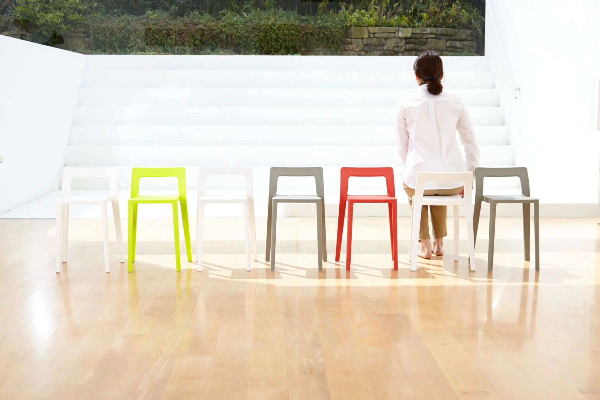 ENOTS Minimal Chair