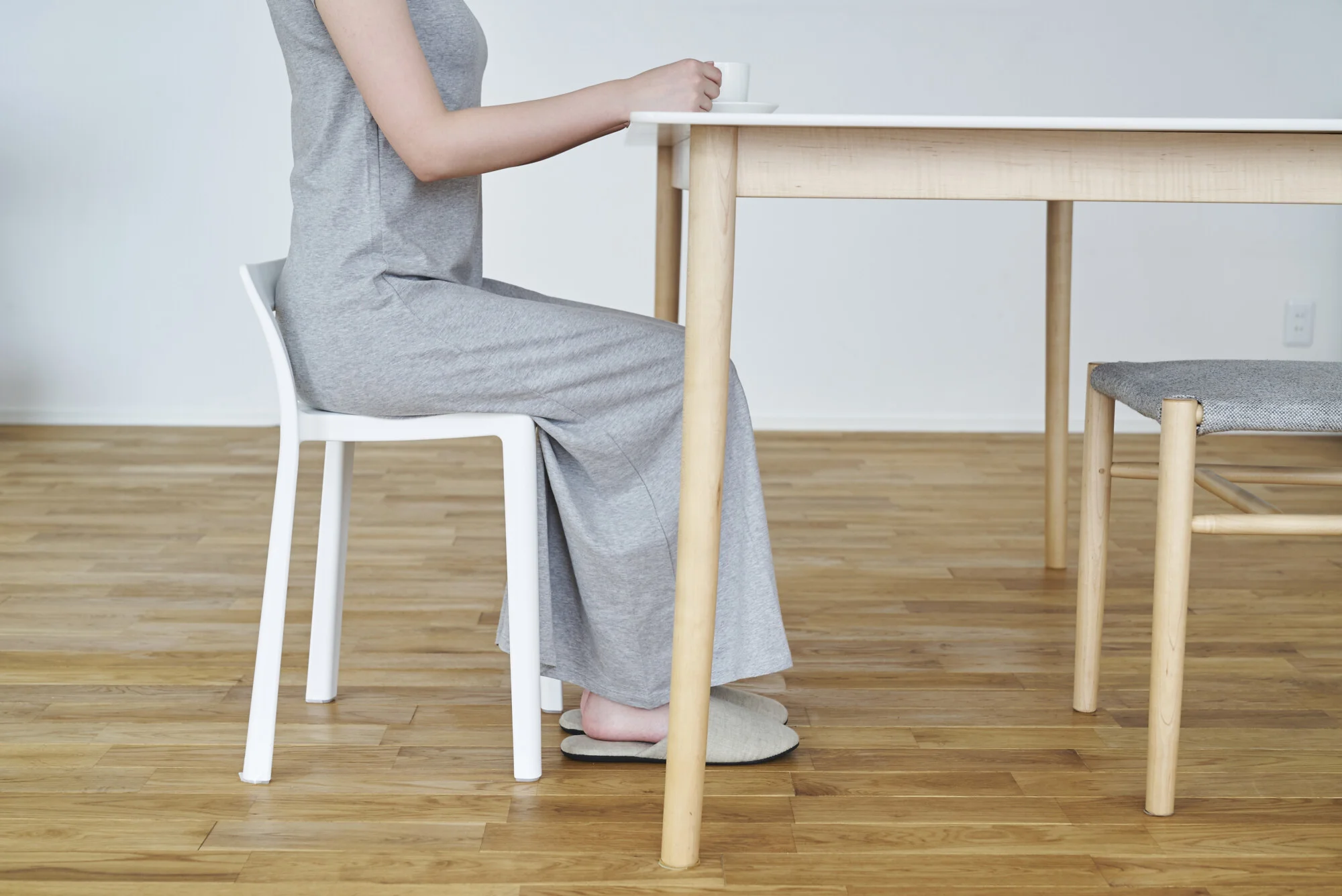 ENOTS Minimal Chair